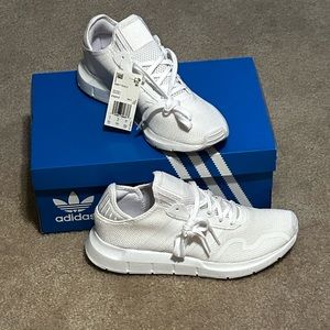Adidas Swift Run - never worn